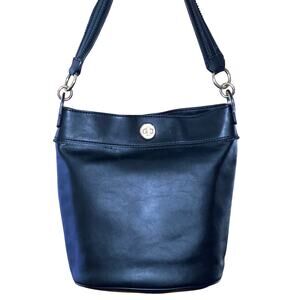 Old Money Luxury Legacy Turn-Lock Style Black Leather Bucket Bag Detailed Trim